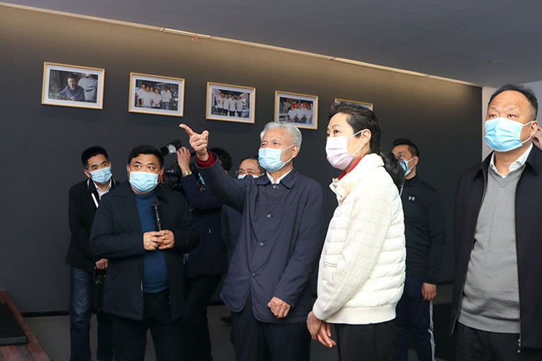 省政協(xié)主席姚增科調(diào)研增鑫科技